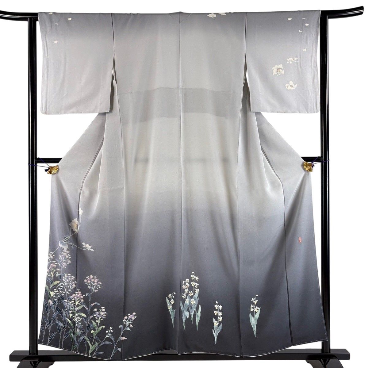 【美品】 付下げ 身丈156.5cm 裄丈63cm S 袷 落款 草花 ぼかし 灰色 正絹 秀品 【中古】