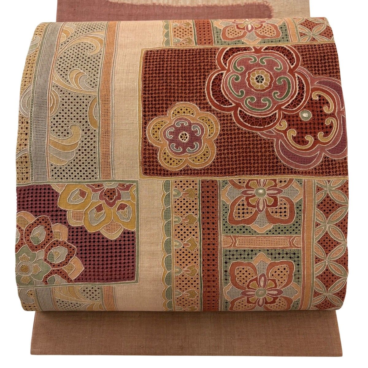 【美品】 袋帯 秀品 紬地 華文 七宝 刺繍 薄茶色 お太鼓柄 正絹 【中古】