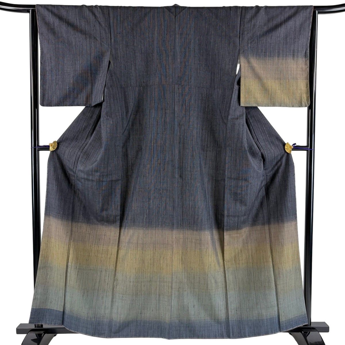 【美品】 付下げ 身丈161cm 裄丈64cm M 袷 紬地 幾何学 黒灰 正絹 名品 【中古】