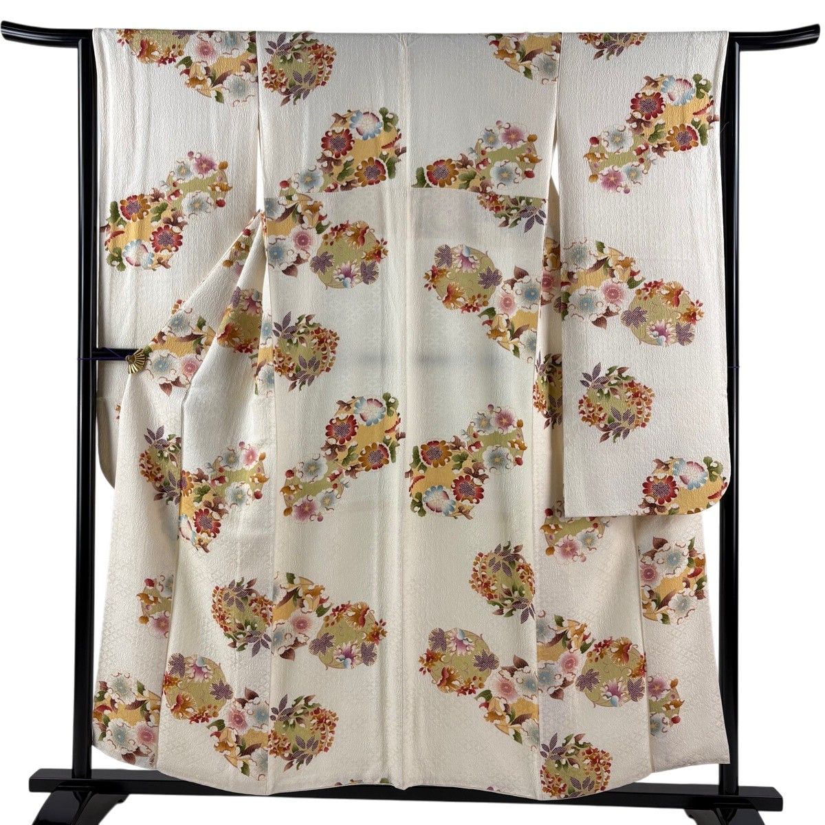 振袖 身丈155cm 裄丈64cm M 袷 やまと 花丸文 地紋 クリーム 正絹 名品 【中古】