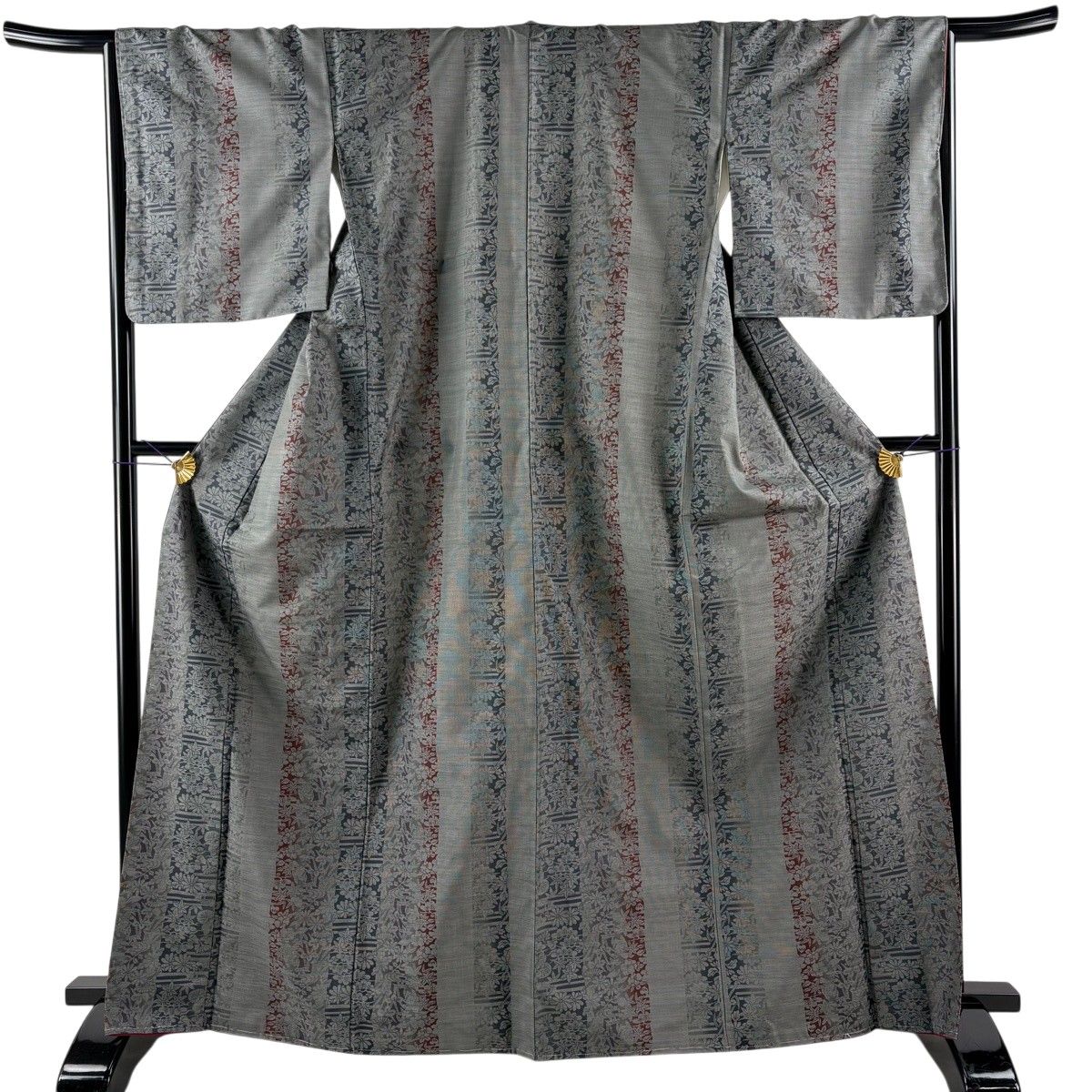 【美品】 大島紬 身丈167cm 裄丈66cm M 袷 証紙 草花 霞 灰色 正絹 逸品 【中古】