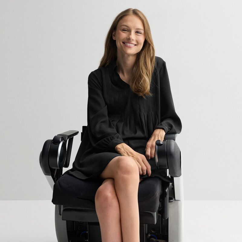 ナインウェスト レディース トップス ワンピース ミニ Womens Nine West Adaptive Pintuck Mini Dress Mineral Black ブラック 9,105円