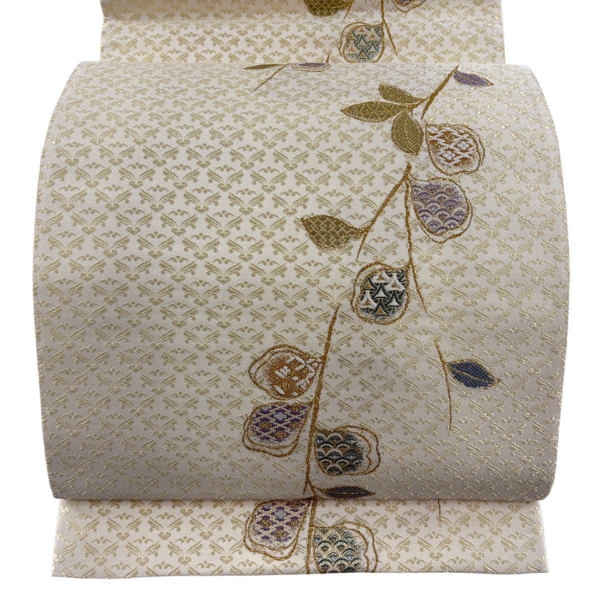 【美品】 袋帯 秀品 葉 有職文様 金糸 箔 クリーム 六通 正絹 【中古】