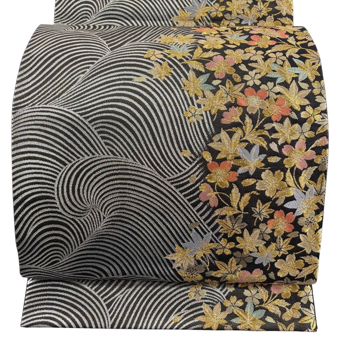 【美品】 袋帯 秀品 桜 波 箔 金糸 墨色 六通 正絹 【中古】