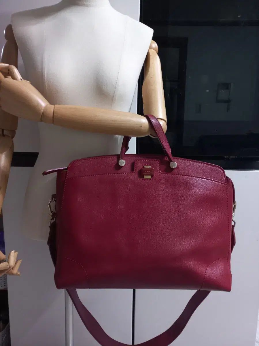 正規品 フルラ ニューパイパー ラックス トートバッグ 兼 ショルダーバッグ