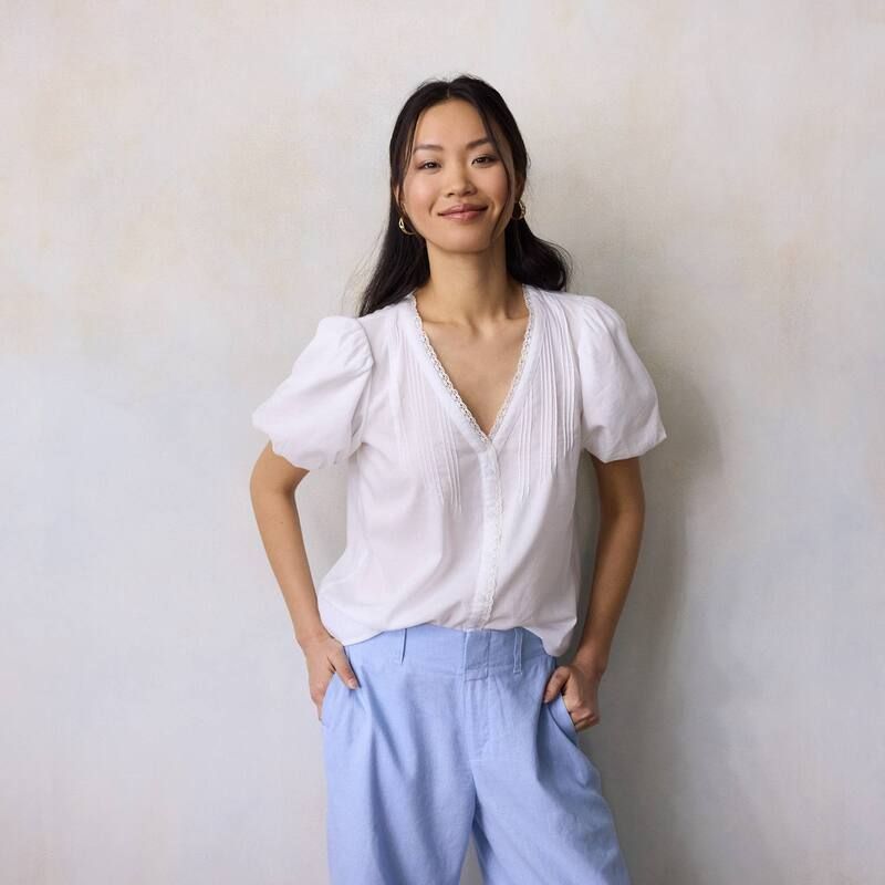 LC Lauren Conrad レディース トップス シャツ Vネック ブラウス Womens LC Lauren Conrad VNeck Button Front Blouse Stone Wh
