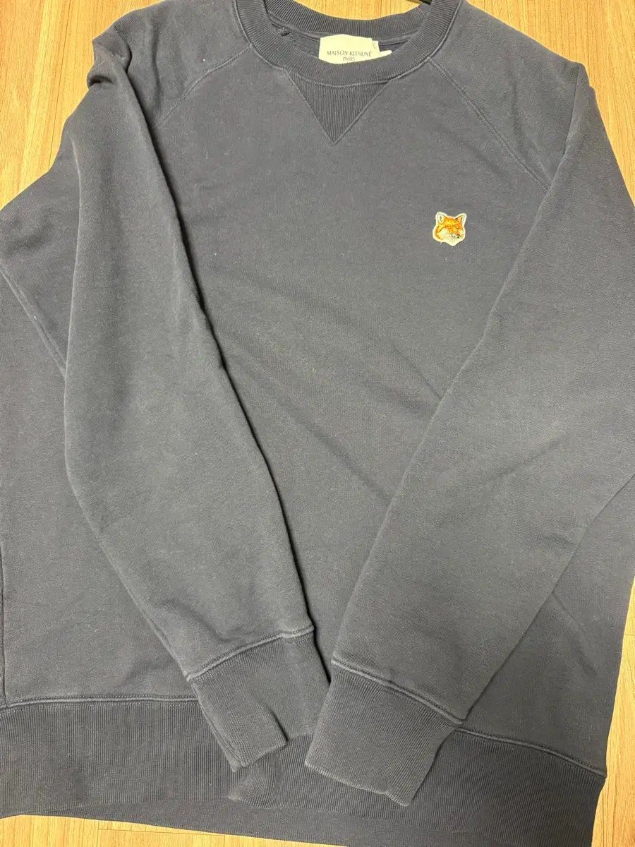 Maison Kitsuné メゾンキツネ スウェット ネイビー m
