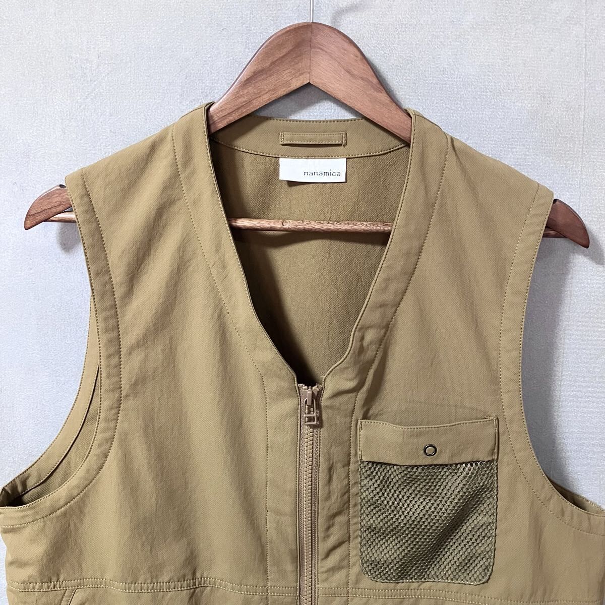nanamica ナナミカ ALPHADRY VEST ポリエステル ポケット付き ジップ アルファドライ ベスト size.S ブラウン ベージュ SUNS022