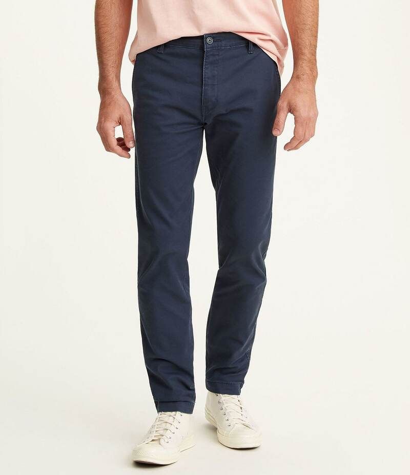 リーバイス メンズ ボトムス カジュアルパンツ パンツ LevisR Standard Taper Chino Pants Navy ネイビー