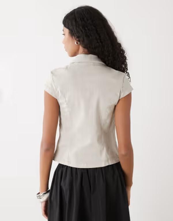 ウィークデイ レディース トップス シャツ キャップ Weekday zip up top with cap sleeves in light gray グレー