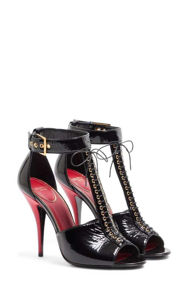 ヴァレンティノ レディース シューズ サンダル Valentino Garavani Bustier TStrap Sandal Black Red ブラック