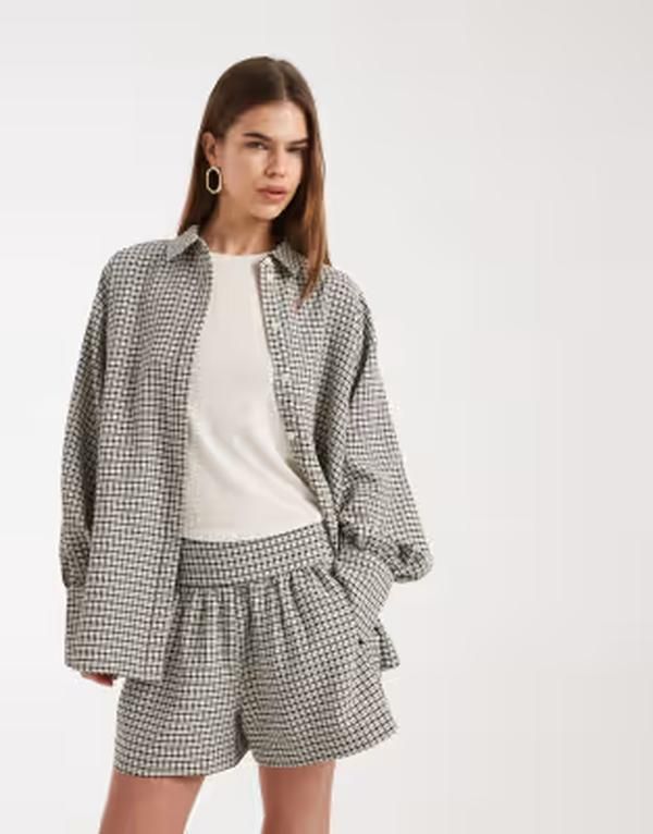 エイソス レディース ボトムス ハーフパンツ・ショーツ ギンガムチェック ショートパンツ ギンガム ASOS DESIGN pull on shorts in gingham