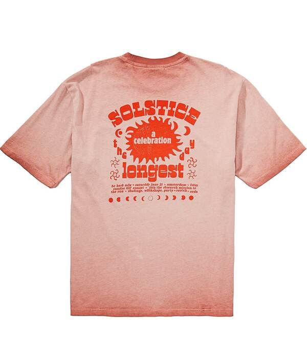 スコッチアンドソーダ メンズ トップス シャツ グラフィック Scotch Soda LooseFit Short Sleeve Graphic TShirt Canyon Clay