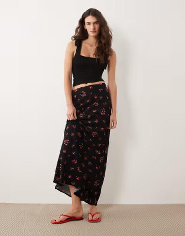 ミスセルフフリッジ レディース ボトムスカート フラワー柄 マキシ フラワー Misselfridge spun column maxi skirt with slit floral Black fl