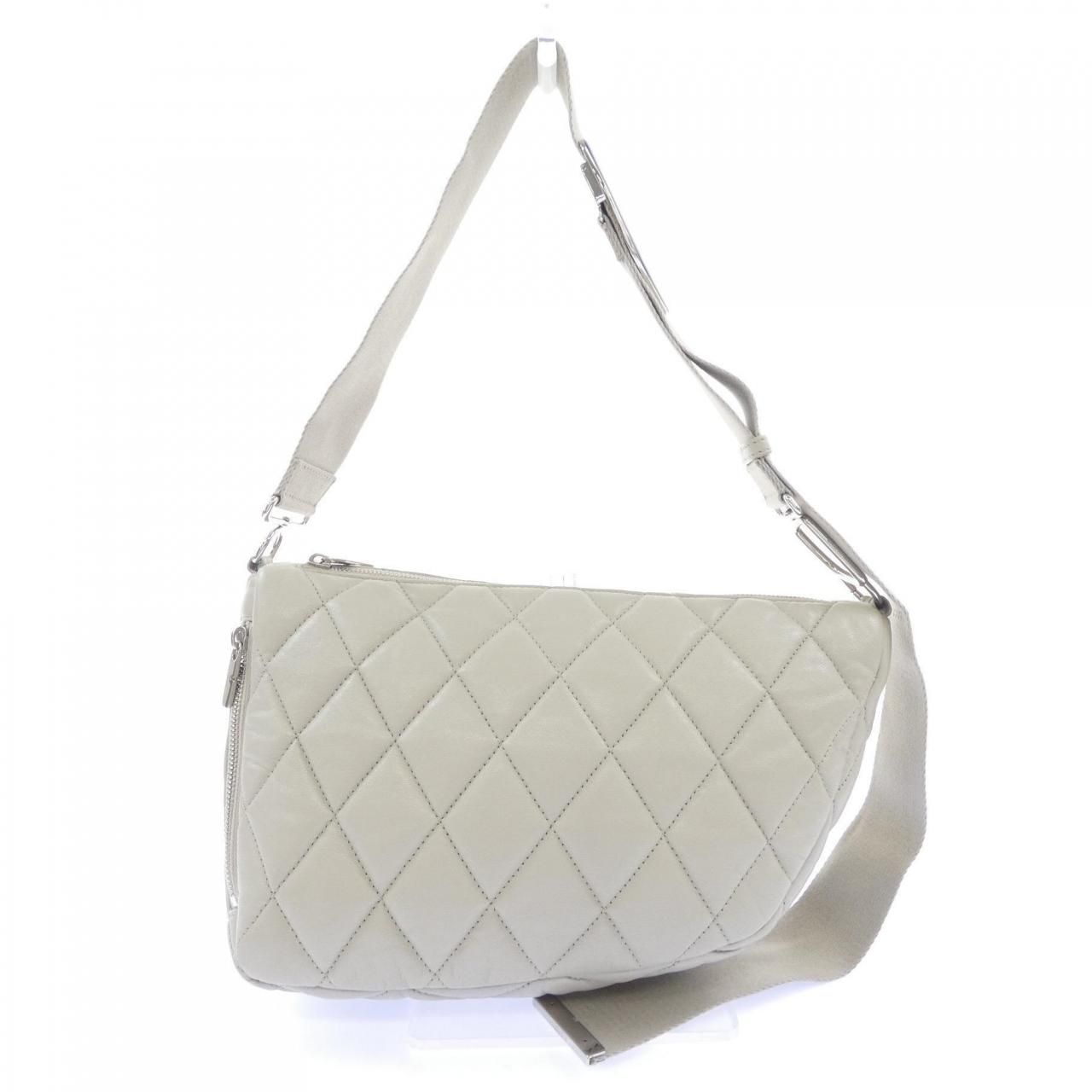 バーバリー BURBERRY SHIELD QUILTED 80874731 BAG 66,330円