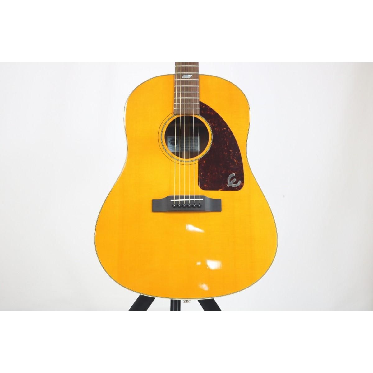 ＥＰＩＰＨＯＮＥ　　ＩＮＳＰＩＲＥＤ　ＢＹ　１９６４　ＴＥＸＡＮ