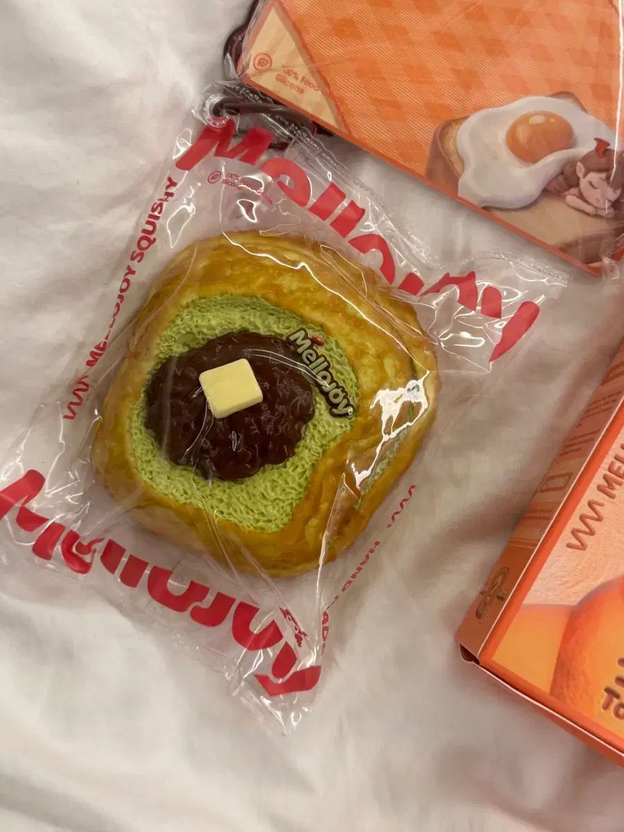 メロジョイ Mellojoy トースト ハンドメイドぷにぷに