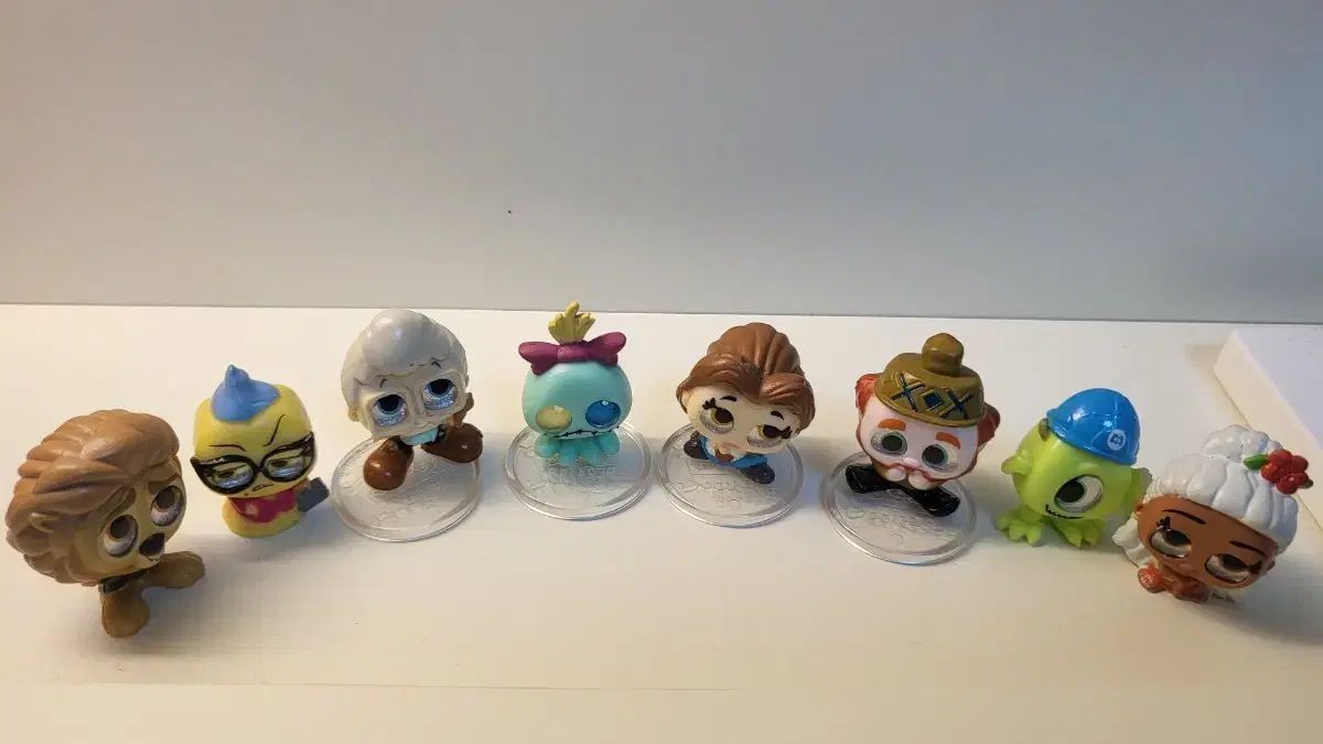 ディズニー ドアラブル フィギュア