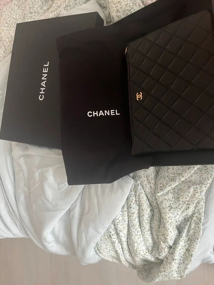 正規品 CHANEL Classic キルティング クラッチバッグ