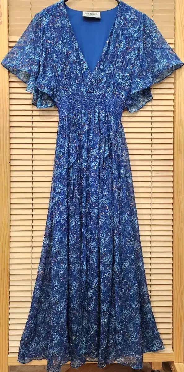 (新品)BERENICE シルク パータン ロング丈ワンピース