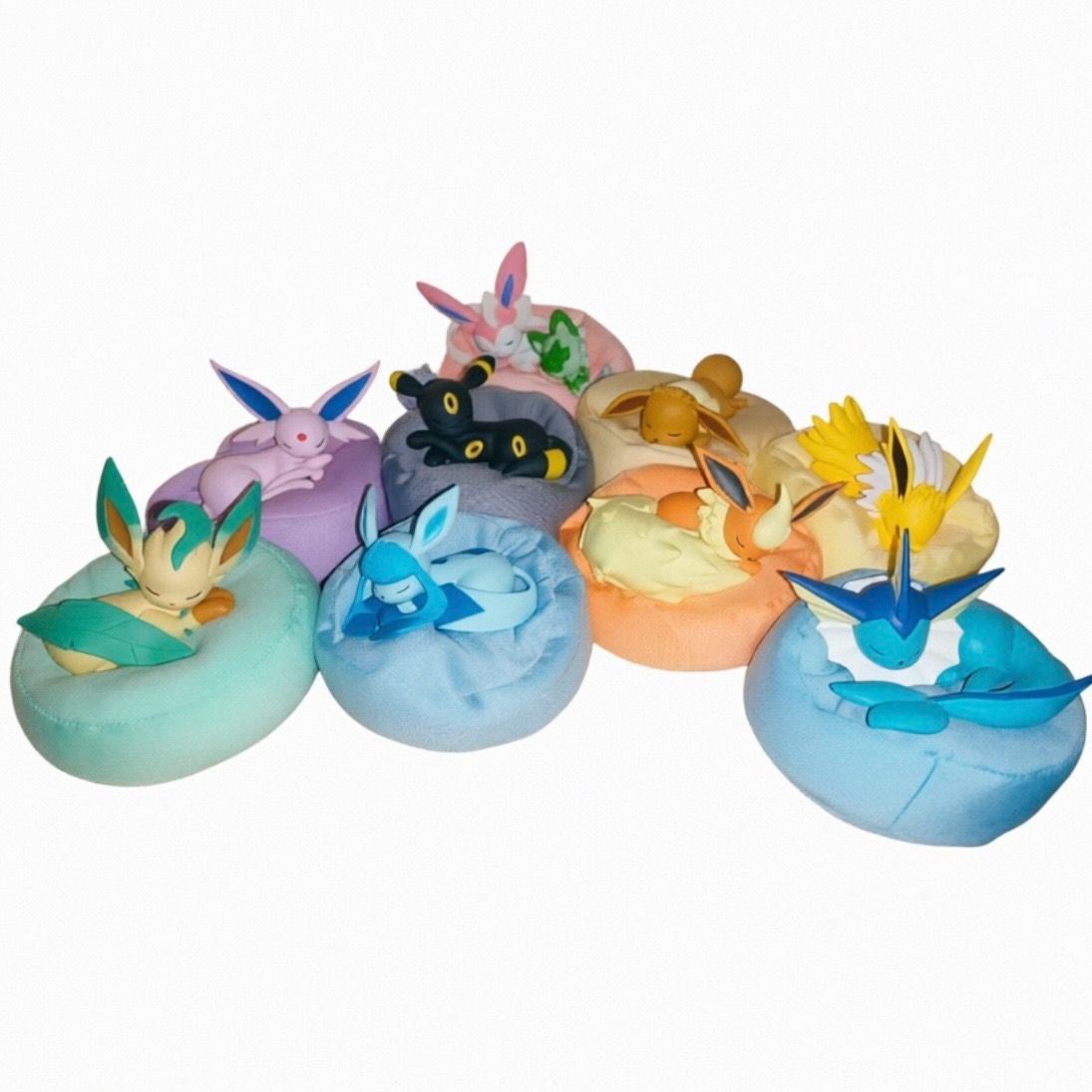 HOLLY BOX Pokémon Eevee Sleeping Pose Series イーブイたちの寝姿