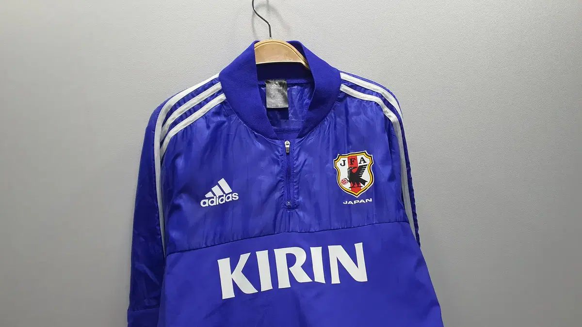 アディダス 日本 サッカー 韓国国家代表 トレーニングウエア トップス L (横55 縦77)