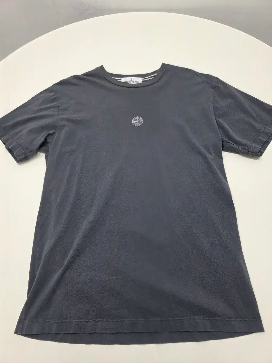 STONE ISLAND ストーンアイランド 半袖Tシャツ