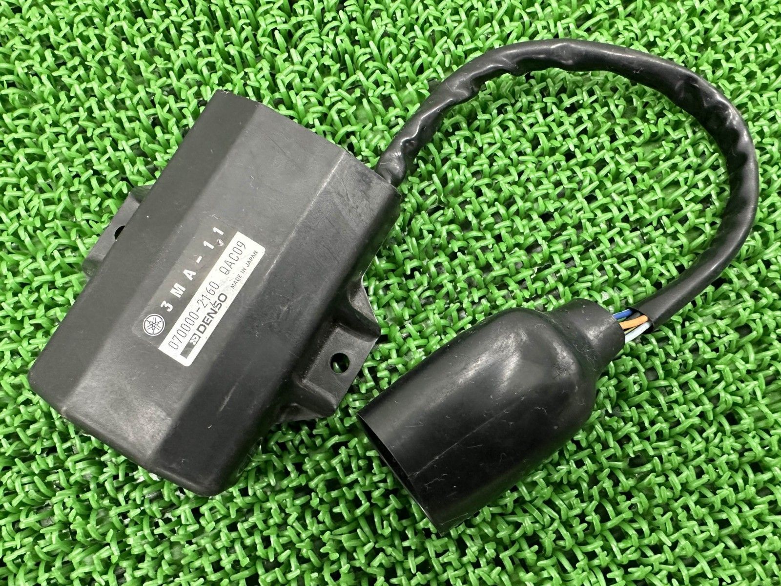 TZR250 イグナイター ヤマハ 純正 中古 3MA 後方排気 CDI スパークユニット 当時物 wH TZR250 イグナイター ヤマハ 純正 中古 3MA 後方排気 CDI スパーク