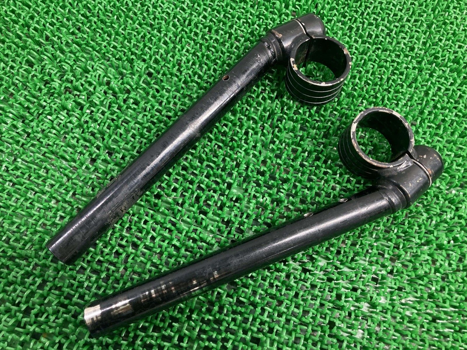 ハリケーン製SRX400 SRX600 セパレートハンドル 左右 社外 中古 3VN 3SX 38φ 3LN Ai ハリケーン製SRX400 SRX600 セパレートハンドル 左右 社外 中古 3VN