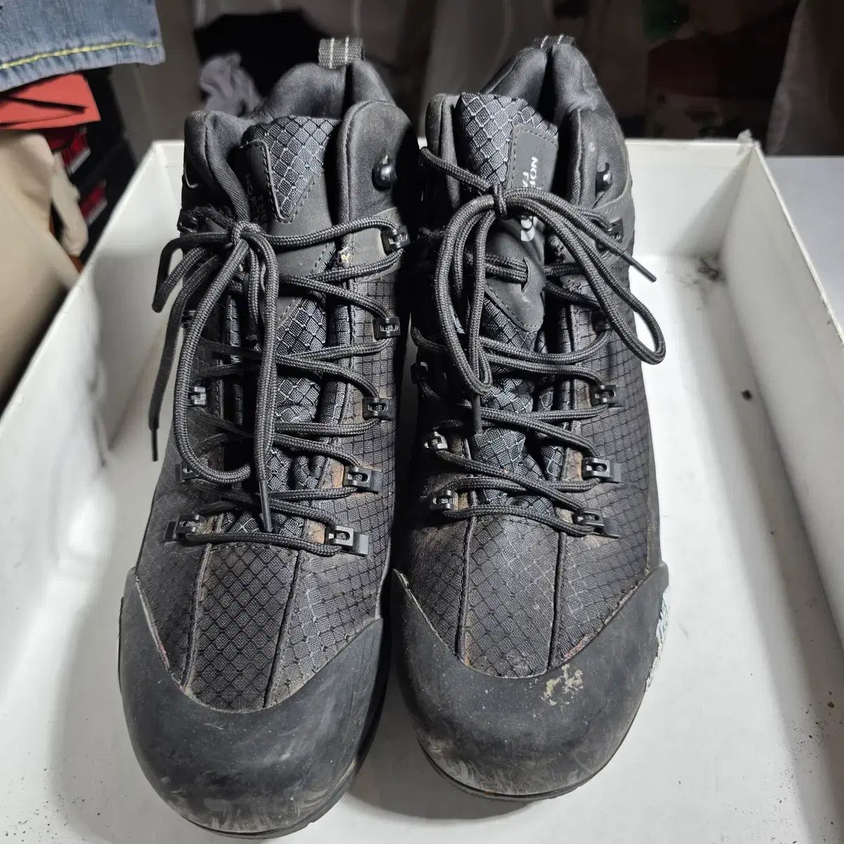 111 ザ・ノース・フェイス GORE-TEX ビブラム 登山靴 ブラック (275mm)