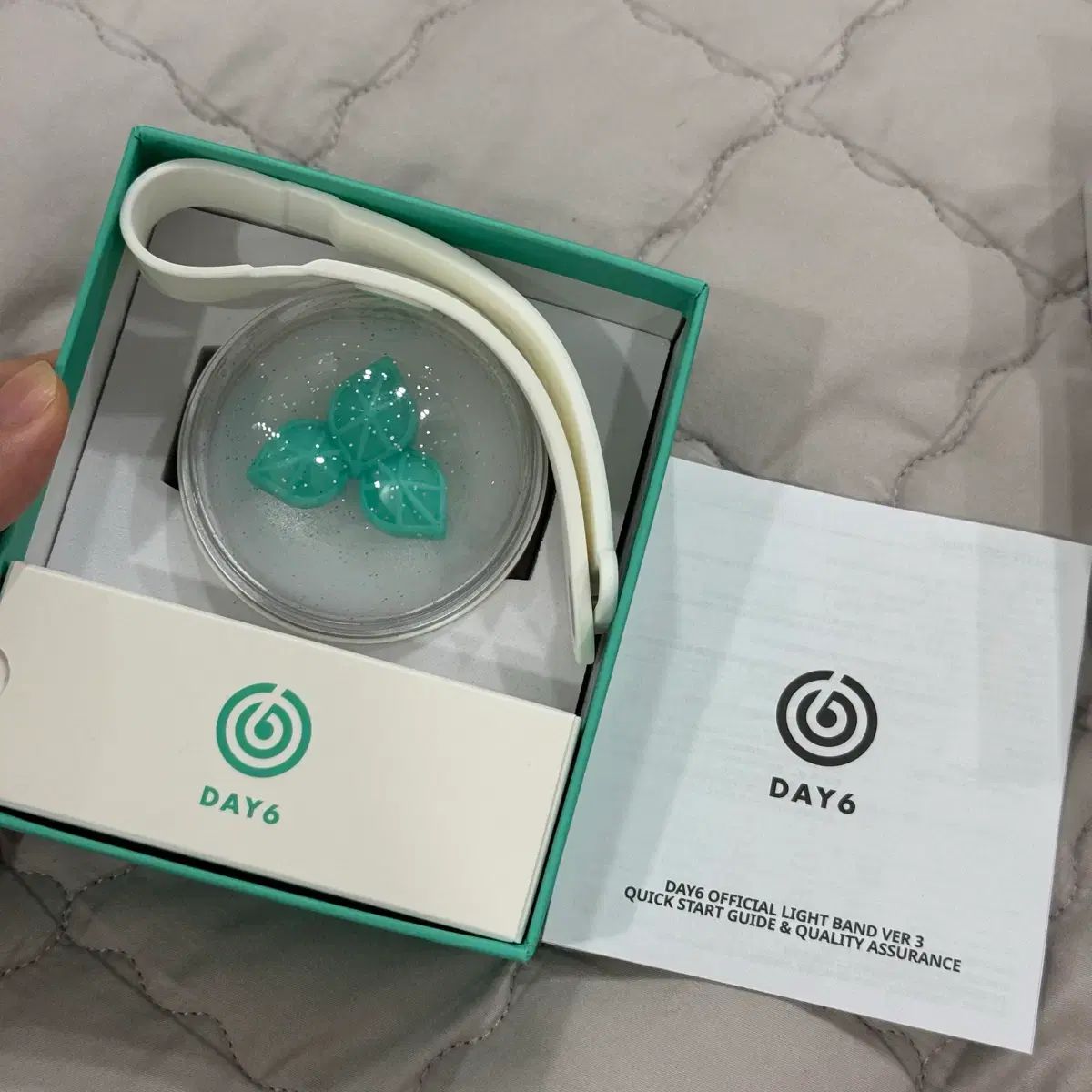 DAY6 OFFICIAL LIGHT BAND Day6 ペンライト - メルカリ