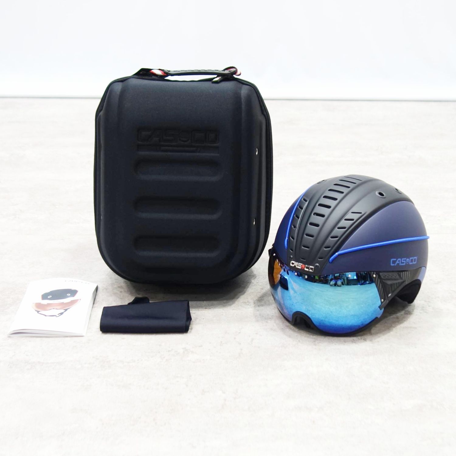 未使用 カスコ CASCO スキー ヘルメット SP-2 Pol バイザー 一体