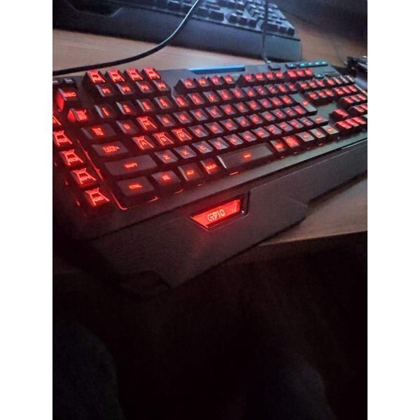 【中古】【最大25%の高速キー入力を実現】 Logicool ロジクール RGB メカニカル ゲーミング キーボード G910 7,839円