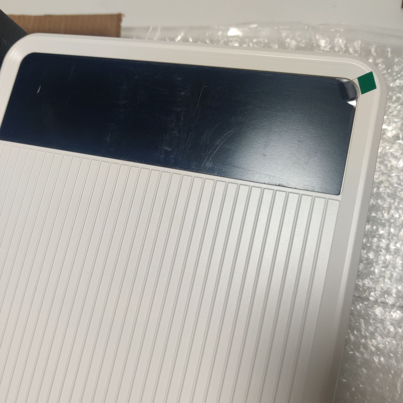 除湿機 3L大容量タンク ダブルぺルチェ式 LED表示 20畳対応 満水自動 