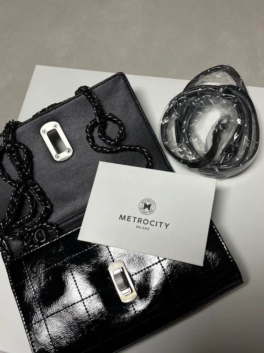 METROCITY クロスバック (新品)
