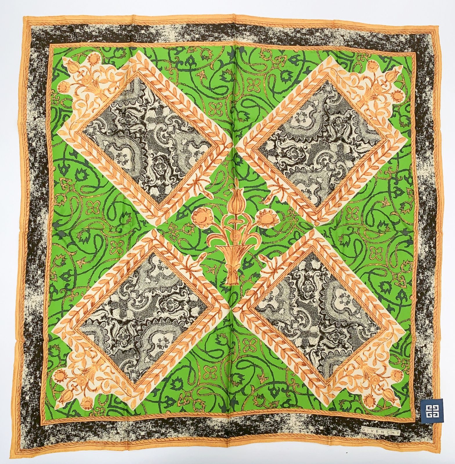 未使用品 GIVENCHY ジバンシー スカーフ マルチカラー