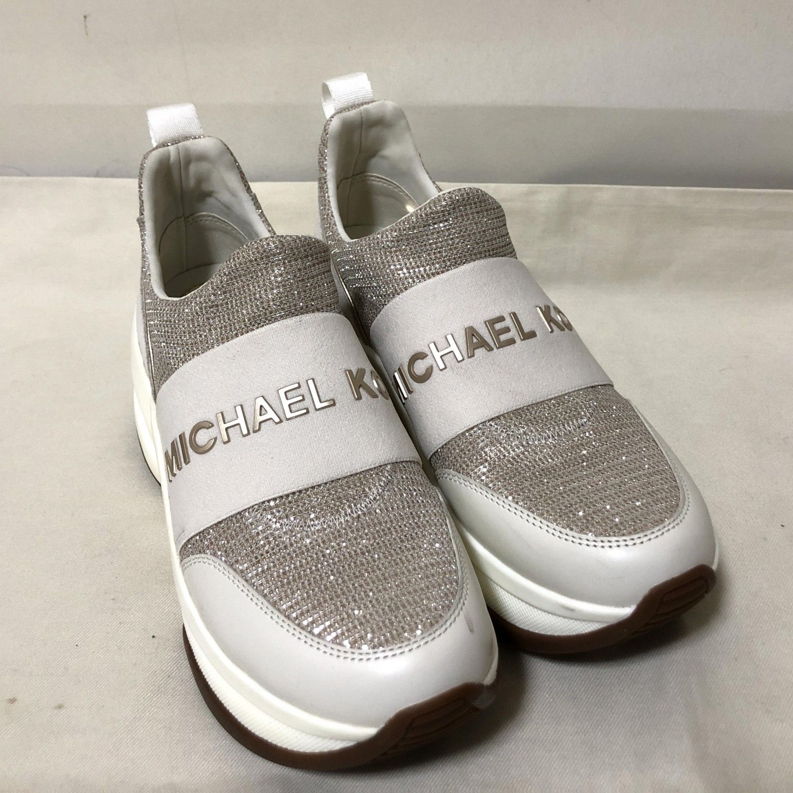 D986　美品　 MICHAEL KORS 　マイケル・コース　スリッポンシューズ　シャンパンゴールド　厚底　24.0ｃｍ　スニーカー　