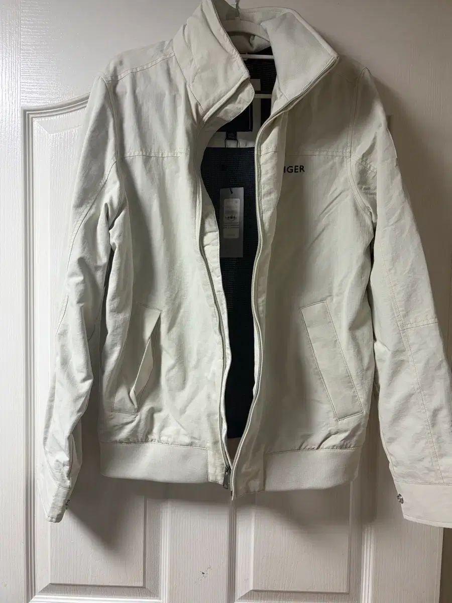 Tommy Hilfiger アウター