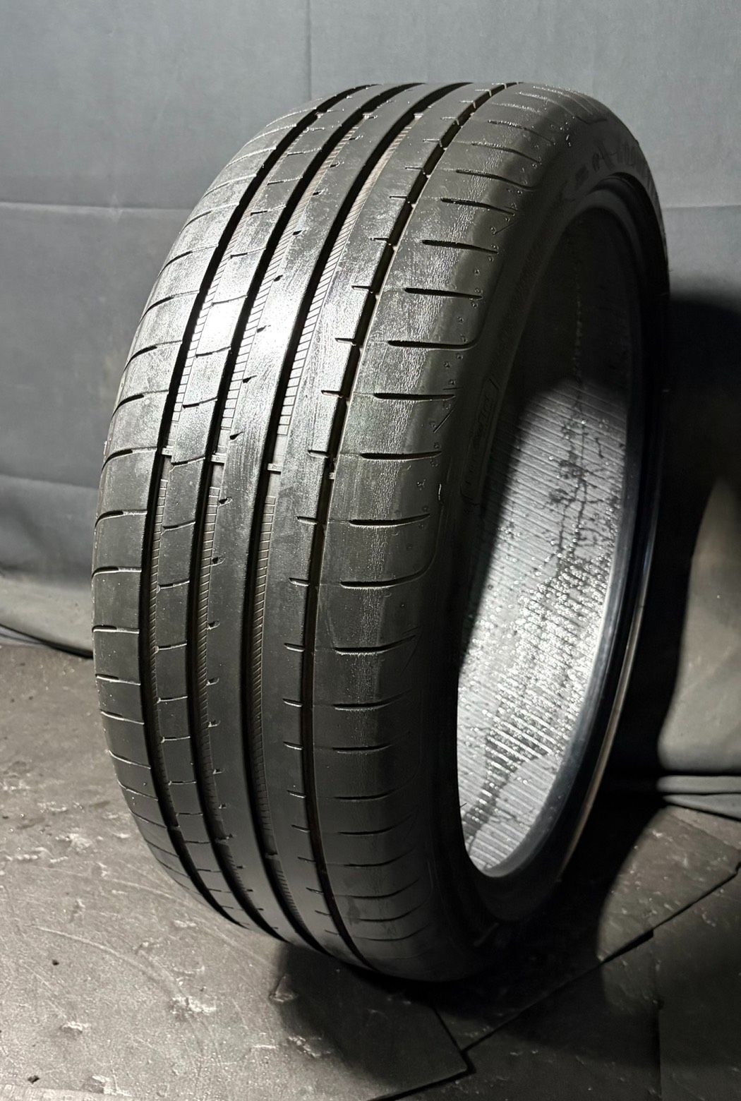 2019年製 約8分山 グッドイヤー　GOOD YEAR イーグル　EAGLE F1 ASYMMETRIC 3 RSC ランフラット 225/40R20 1本 h_2391