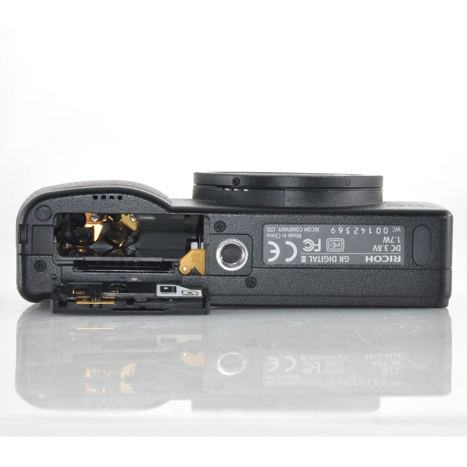 リコー】RICOH GR Digital III デジタルカメラ +バッテリー 充電器