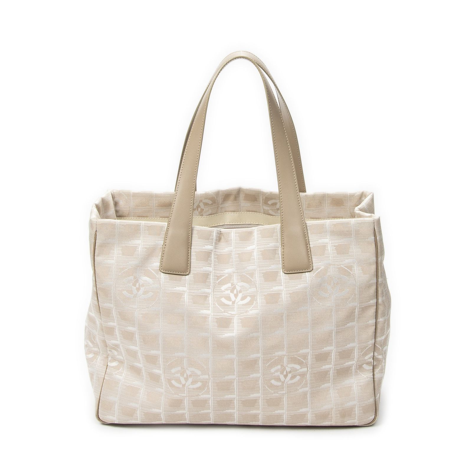 [中古] CHANEL シャネルトラベルラインのオープントートベージュトラベルライン ナイロンキャンバスA