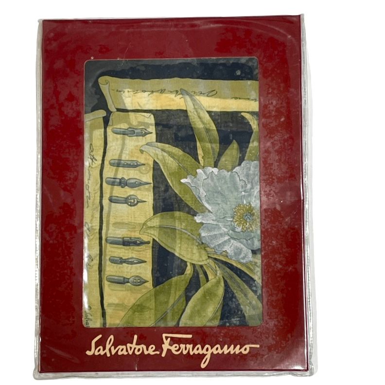 未使用品 Salvatore Ferragamo サルヴァトーレフェラガモ スカーフ シルク ライオン ヒョウ 花柄 ネイビー 箱付き