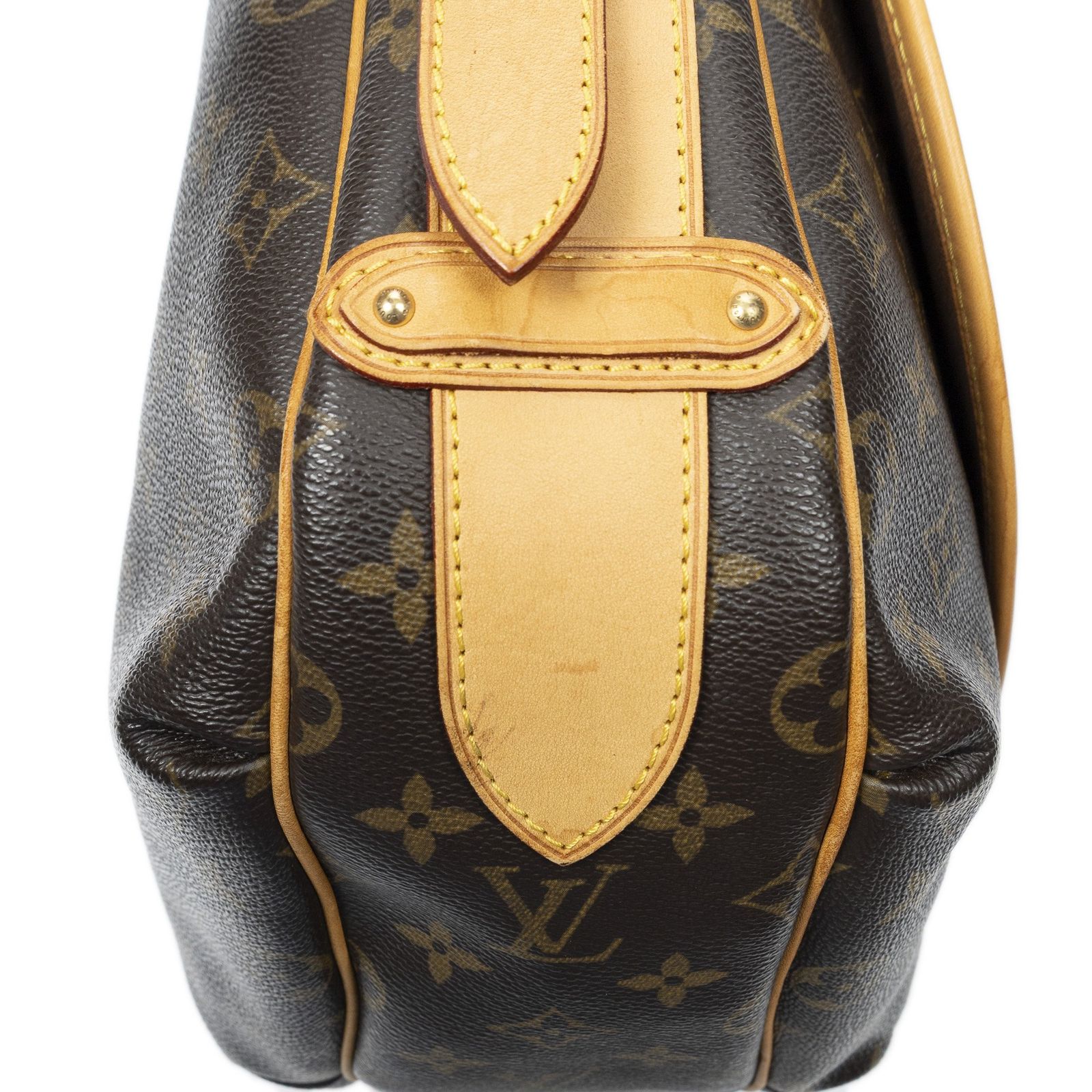 [中古] LOUIS VUITTON ルイヴィトントゥルム茶色モノグラムキャンバスA