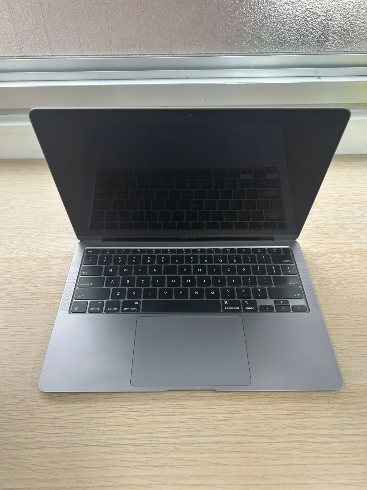 【Apple】MacBook Air（M1, 2020）/A2337 ［M1 / 8GB / SSD 256GB / macOS］