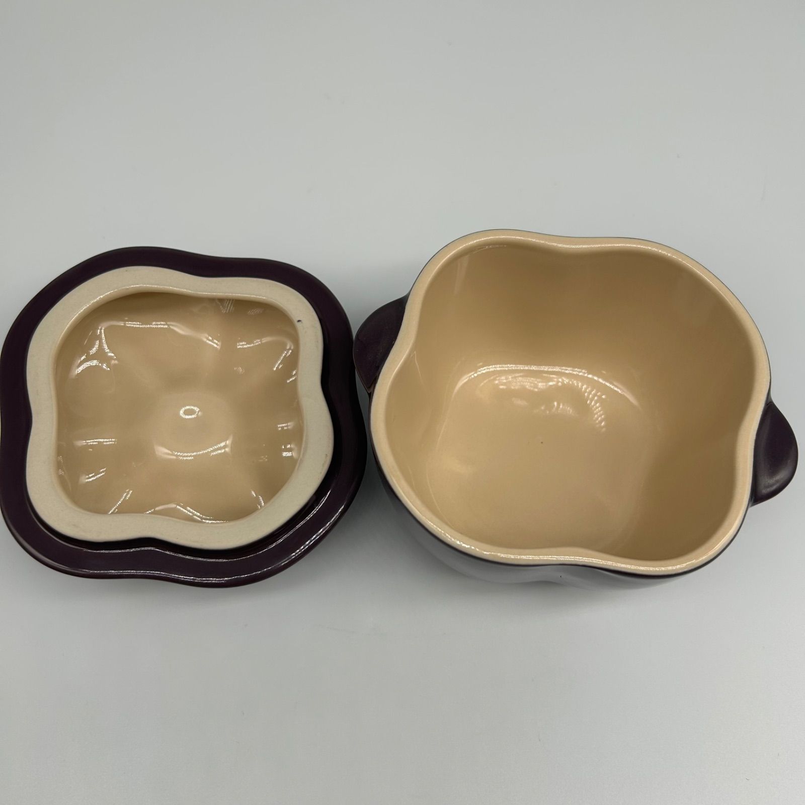 LE CREUSET ルクルーゼ ココット ミニ ピーマン 4点セット LE CREUSET ルクルーゼ ココット ミニ ピーマン 4点セット