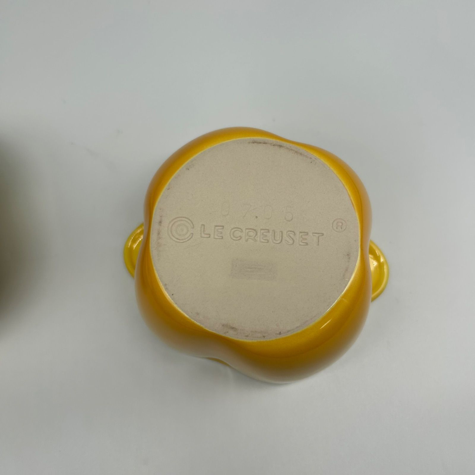 LE CREUSET ルクルーゼ ココット ミニ ピーマン 4点セット LE CREUSET ルクルーゼ ココット ミニ ピーマン 4点セット