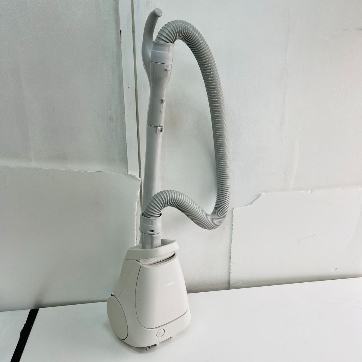 【ほぼ未使用】Panasonic 掃除機 MC-PJ24G-C 2025年製 Panasonic パナソニック 掃除機 MC-PJ24G-C 2025年製 - メルカリ