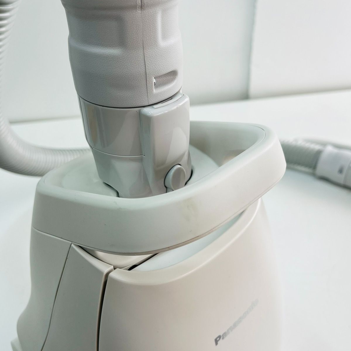 Panasonic パナソニック 掃除機 MC-PJ24G-C 2025年製 - メルカリ