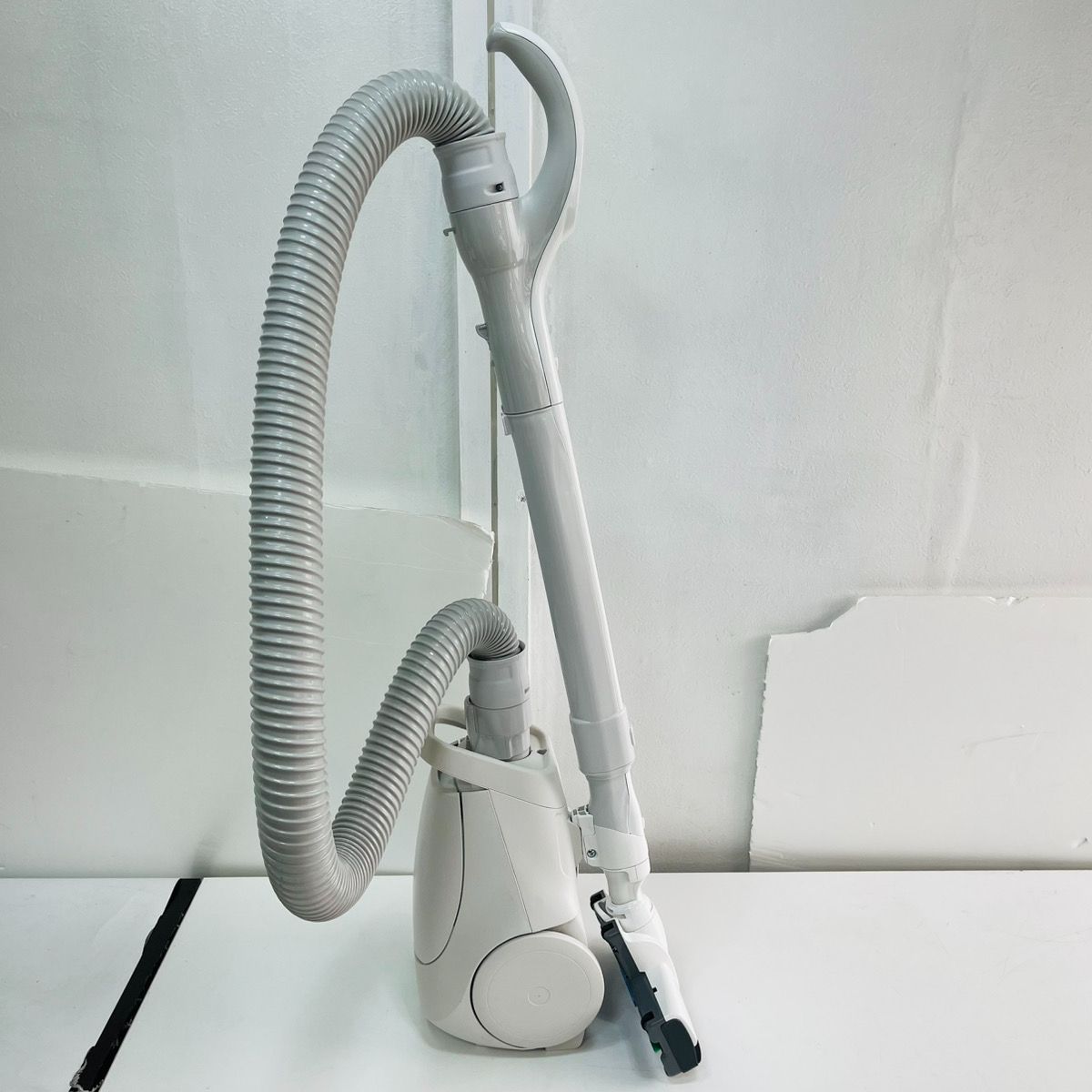 Panasonic パナソニック 掃除機 MC-PJ24G-C 2025年製 - メルカリ