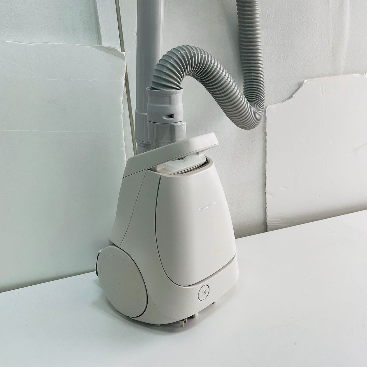 Panasonic パナソニック 掃除機 MC-PJ24G-C 2025年製 - メルカリ